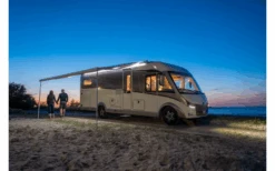 Fiamma F80L 450 Markise Gehäusefarbe Titanium Tuchfarbe Royal Blue 450 Cm -Camping im Freien 804113 5265611