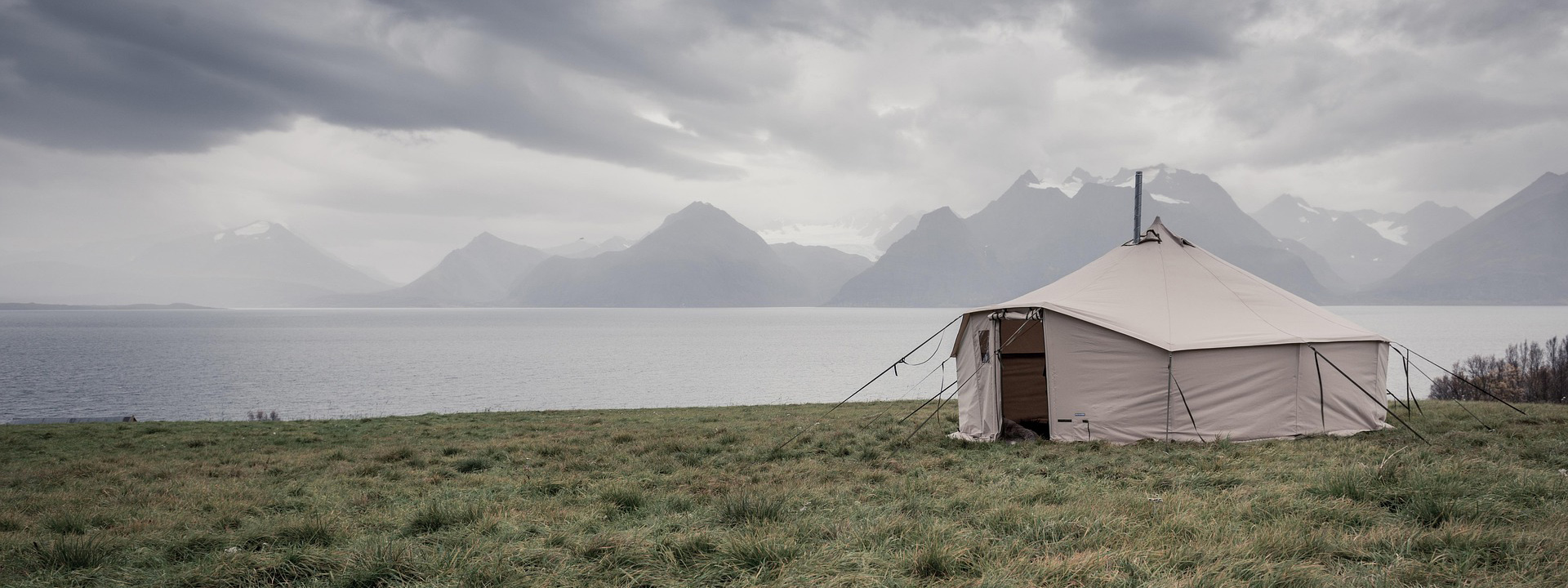 Camping im Freien -Camping im Freien tent 1490599 1920